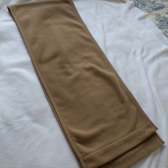Camel Hugo Boss scarf - Picture 2 of 5